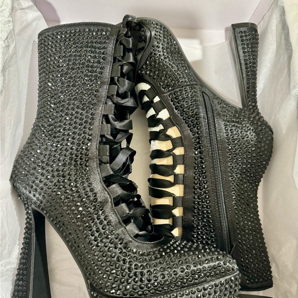 Rhinestones Lace Up Platform Booties Size 7 - Picture 14 of 16